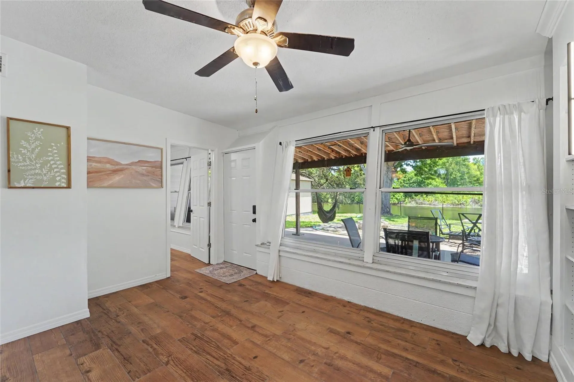 8879 Lakewood Drive Seminole FL 33772