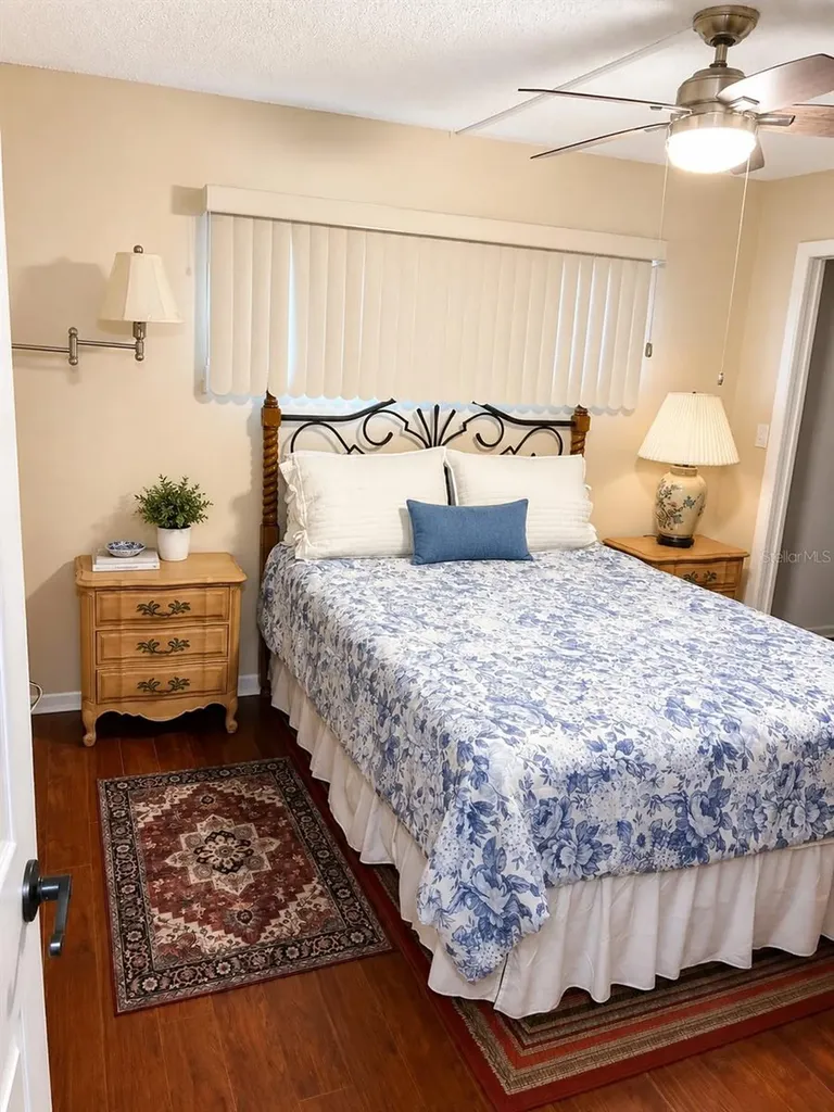 4575 Cove Circle St Petersburg FL 33708