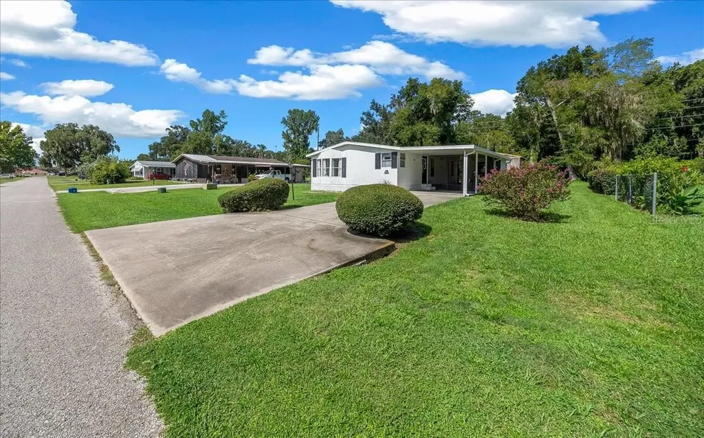 13082 SE 47th Court Belleview FL 34420