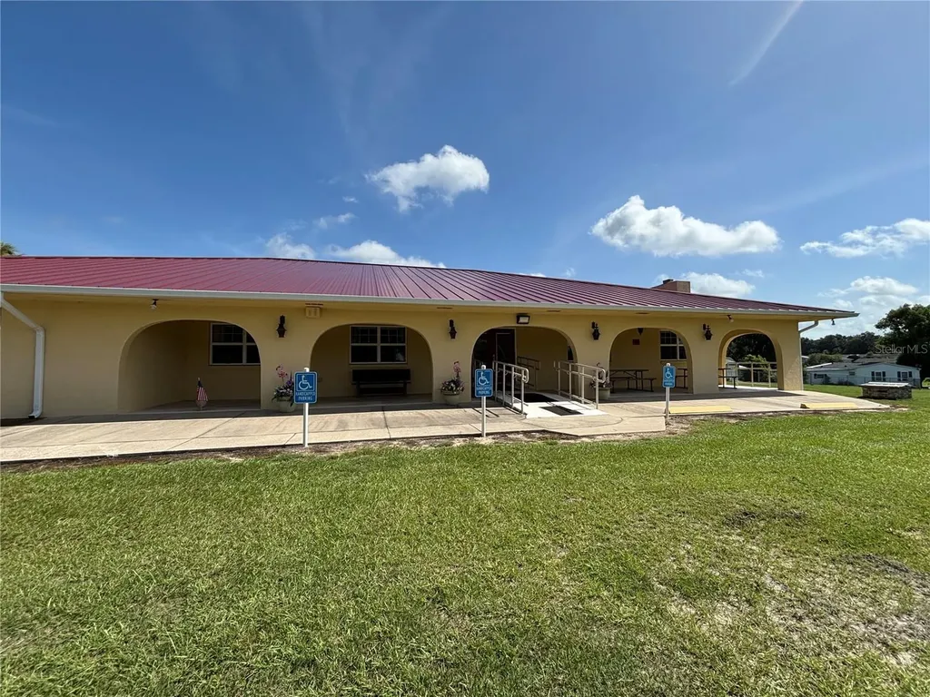 13082 SE 47th Court Belleview FL 34420