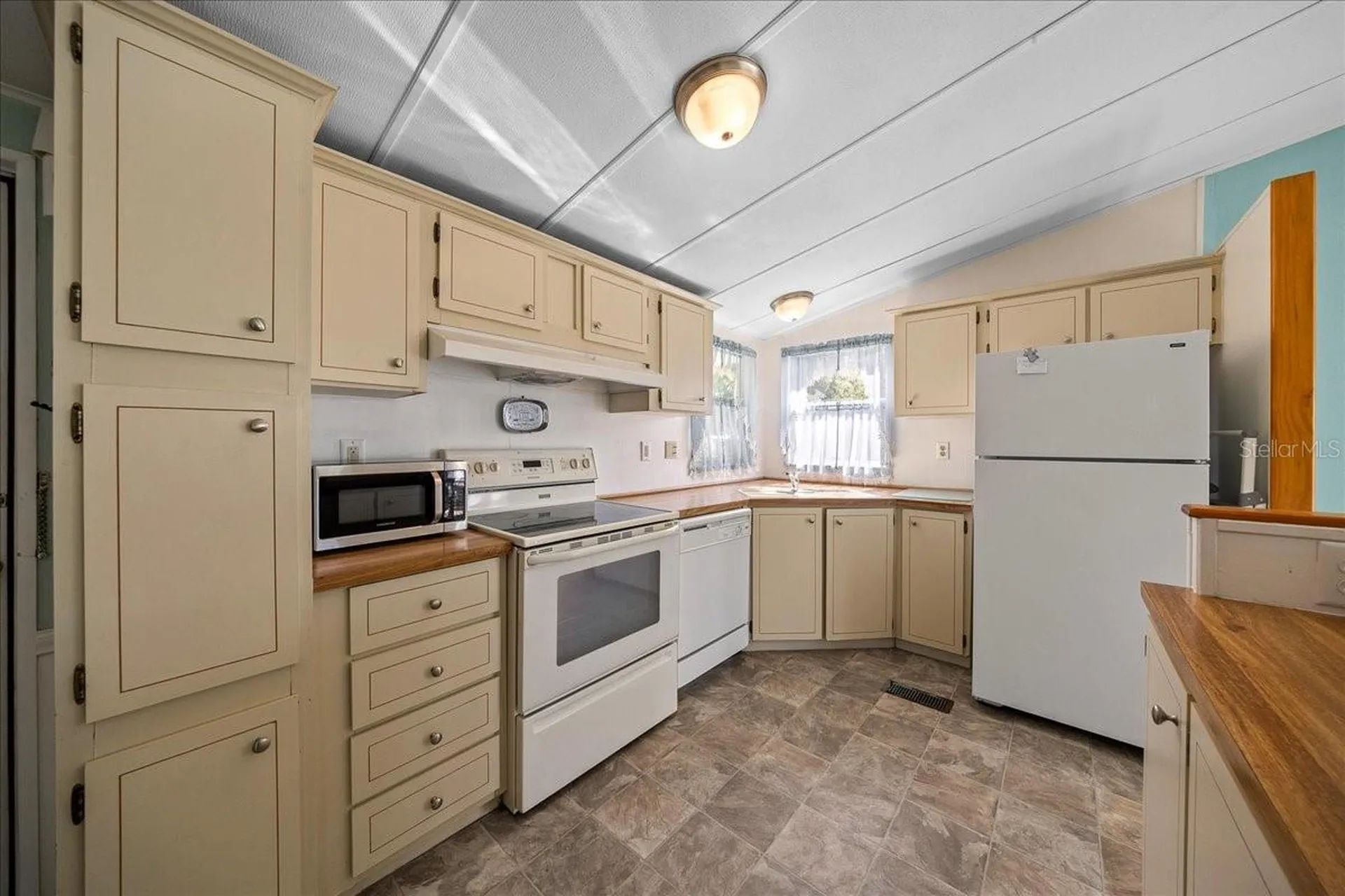 13082 SE 47th Court Belleview FL 34420