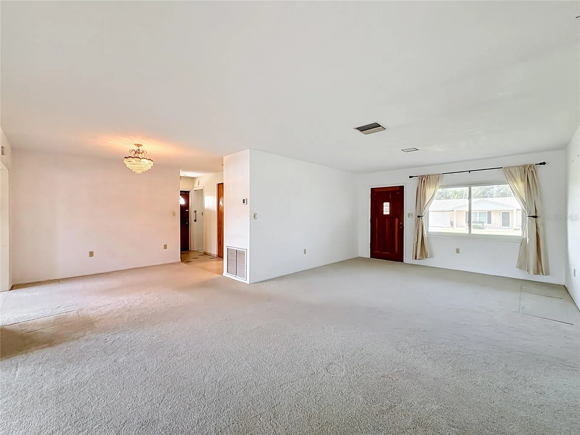 13225 Country Club Drive Tavares FL 32778