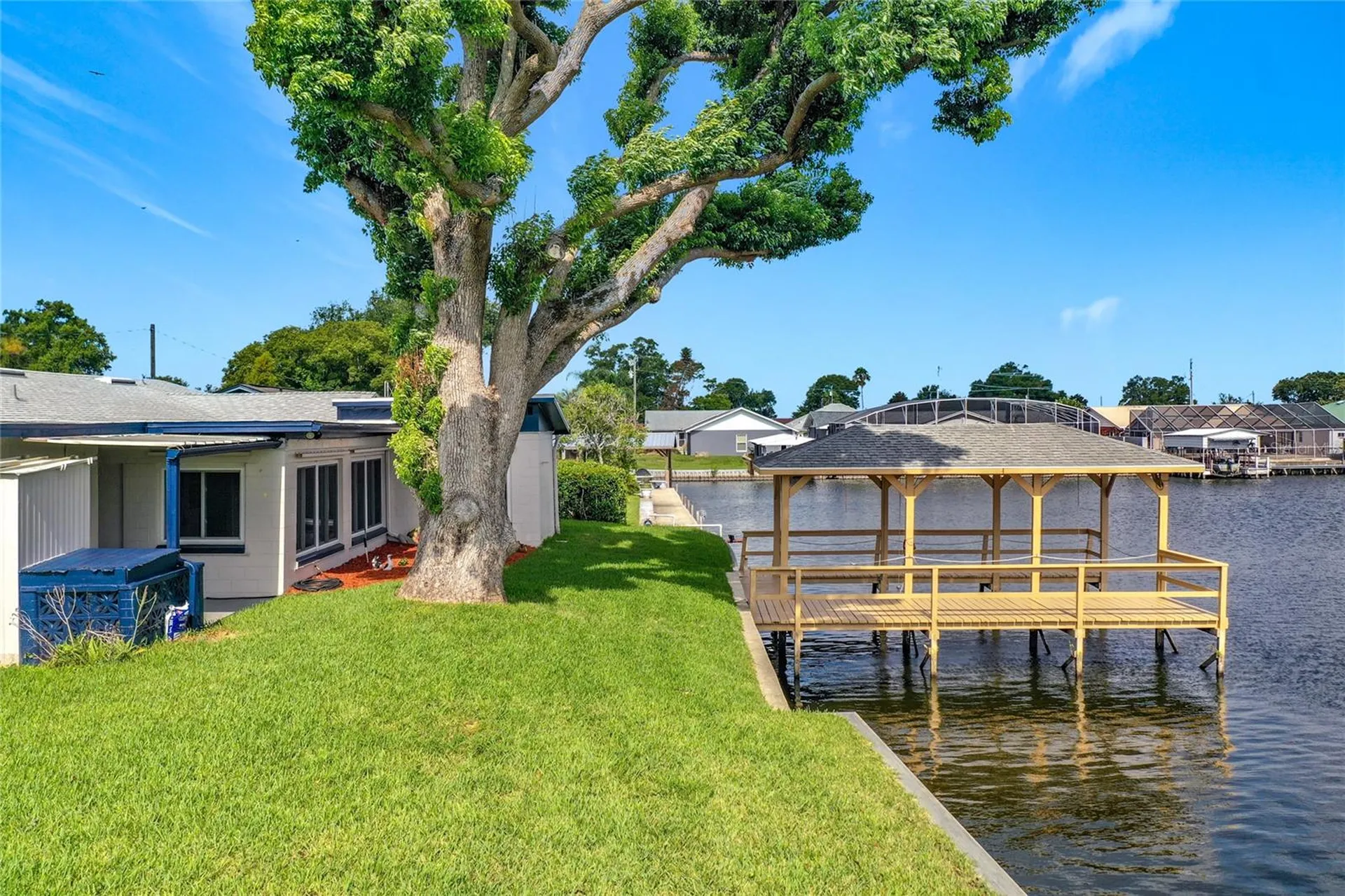 13225 Country Club Drive Tavares FL 32778