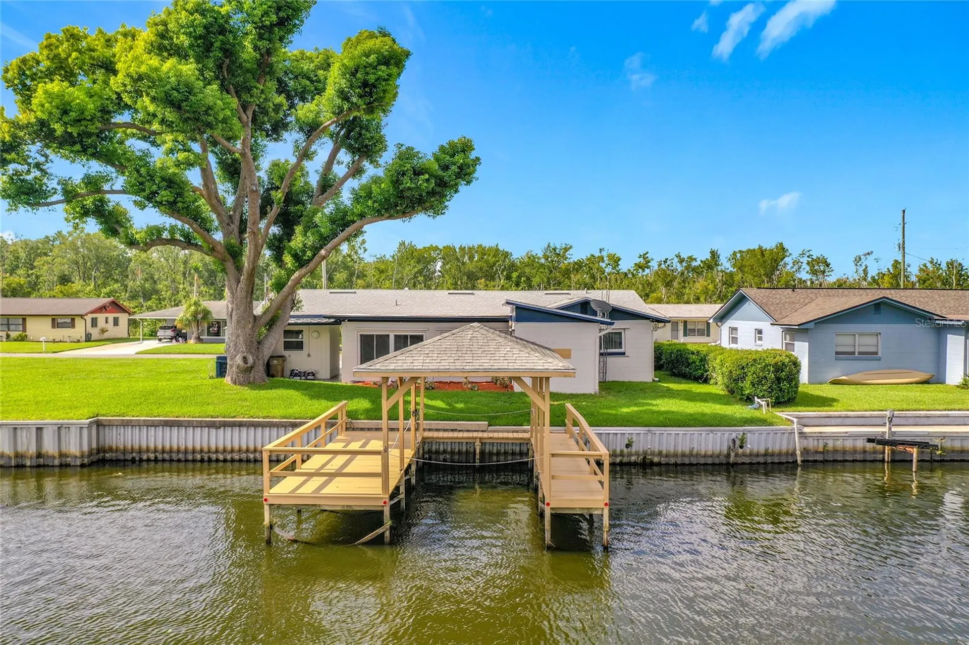 13225 Country Club Drive Tavares FL 32778