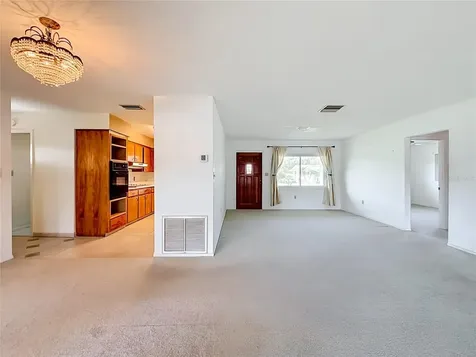 13225 Country Club Drive Tavares FL 32778