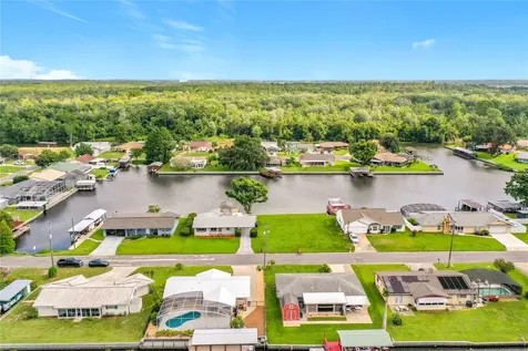 13225 Country Club Drive Tavares FL 32778