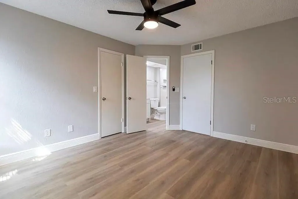 4572 Commander Drive Orlando FL 32822