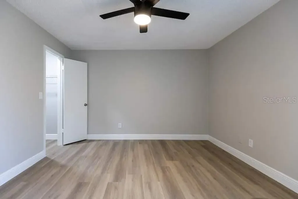 4572 Commander Drive Orlando FL 32822