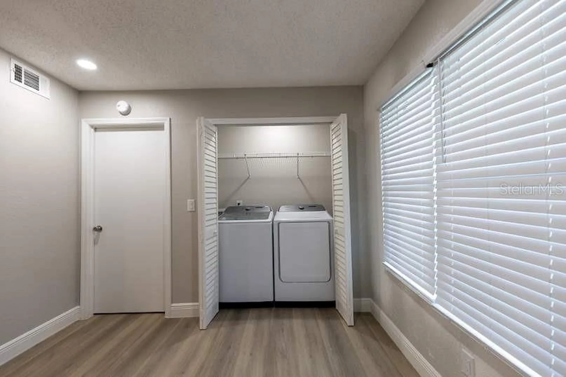 4572 Commander Drive Orlando FL 32822
