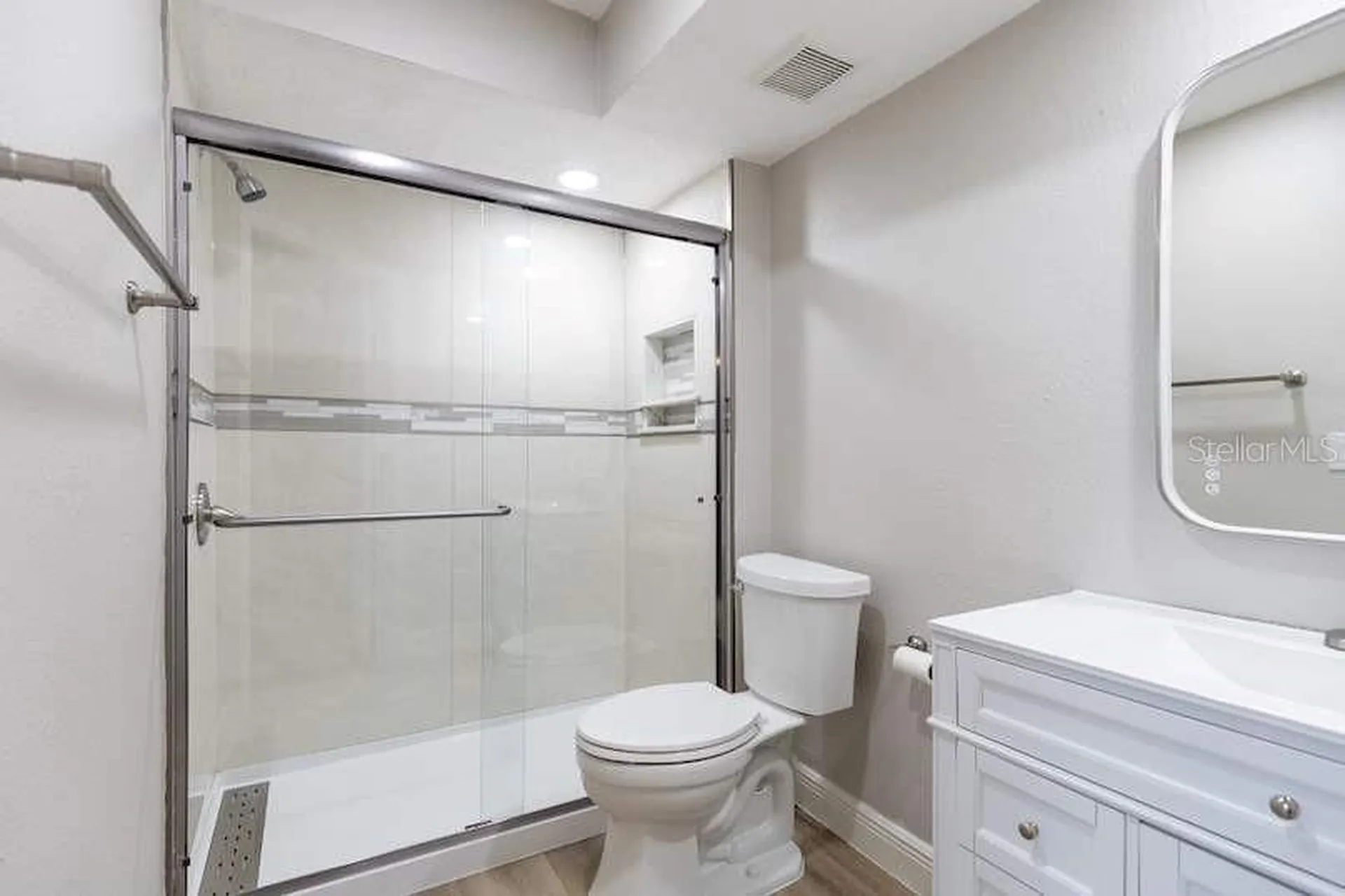 4572 Commander Drive Orlando FL 32822