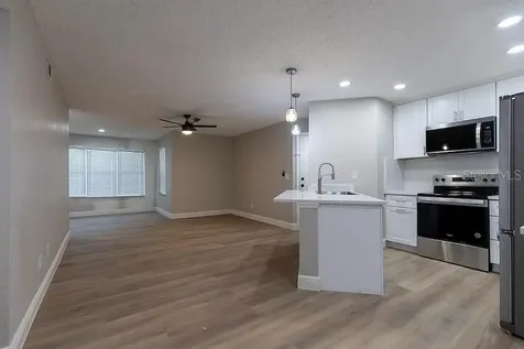 4572 Commander Drive Orlando FL 32822