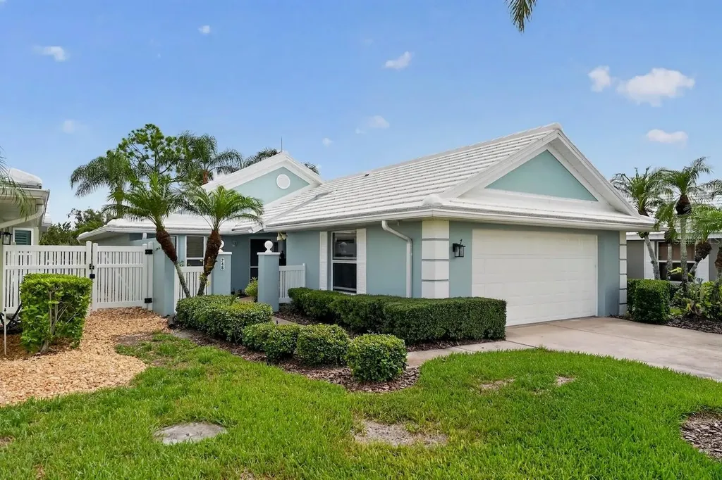 746 Harrington Lake Drive N Venice FL 34293