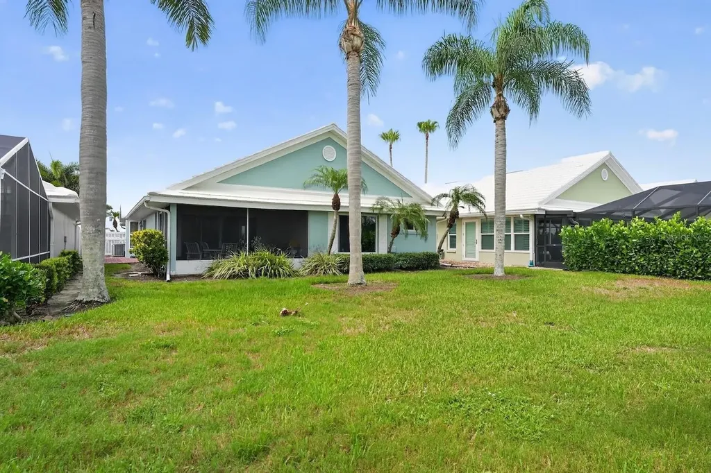 746 Harrington Lake Drive N Venice FL 34293