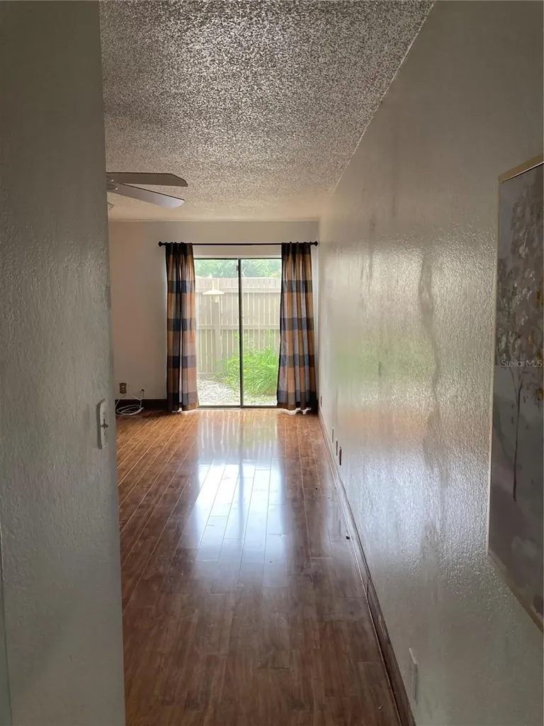 8014 Peach Drive Tampa FL 33637