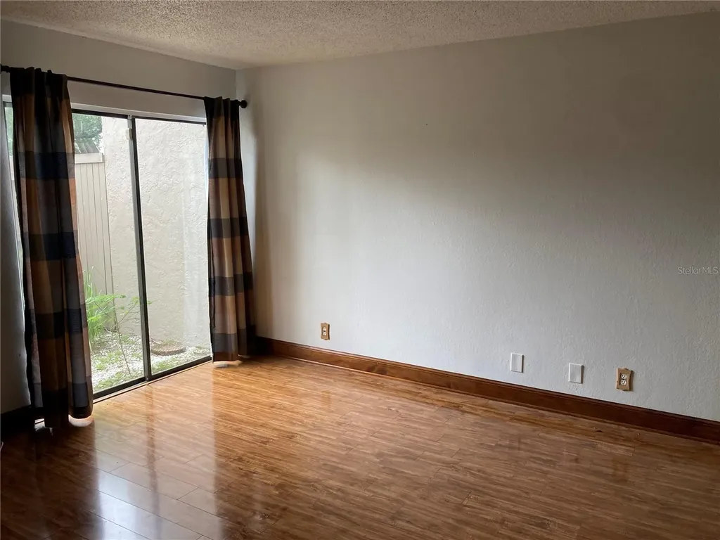 8014 Peach Drive Tampa FL 33637