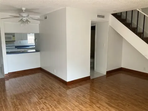 8014 Peach Drive Tampa FL 33637
