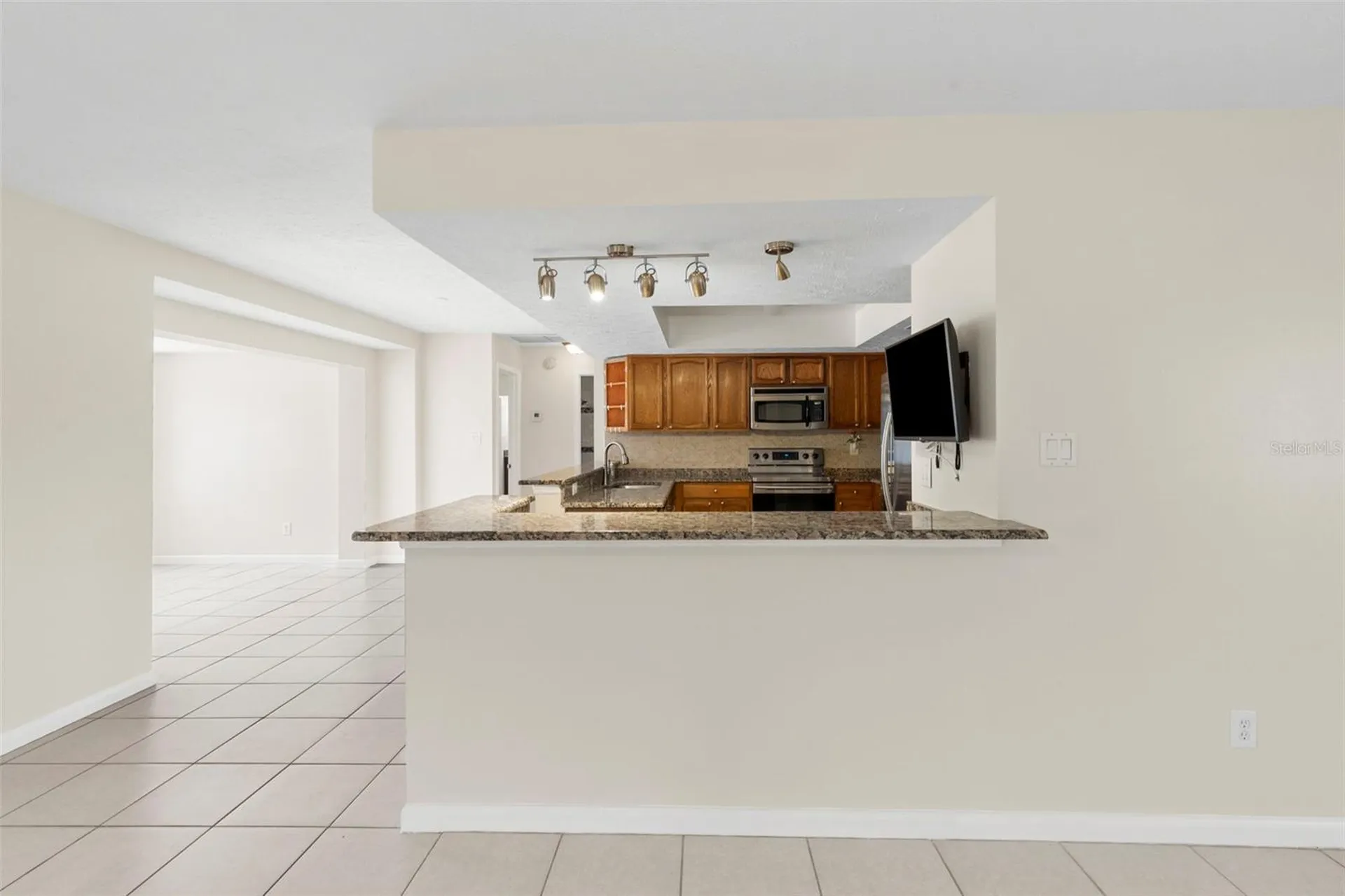 8904 W Flora Street Tampa FL 33615