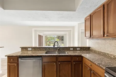 8904 W Flora Street Tampa FL 33615