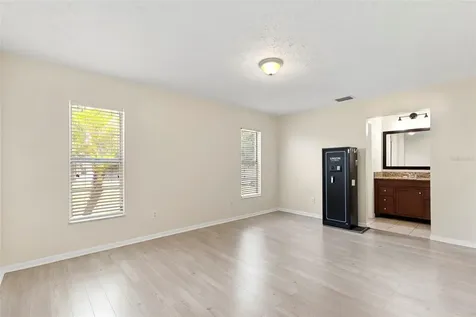 8904 W Flora Street Tampa FL 33615