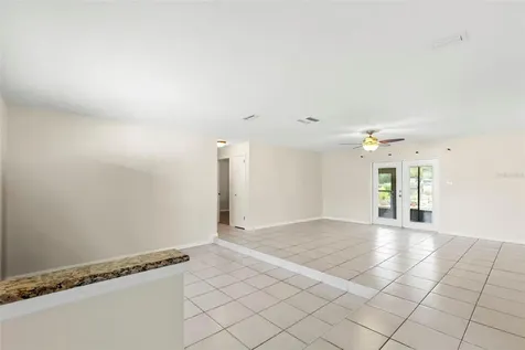 8904 W Flora Street Tampa FL 33615