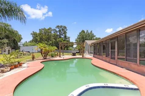8904 W Flora Street Tampa FL 33615