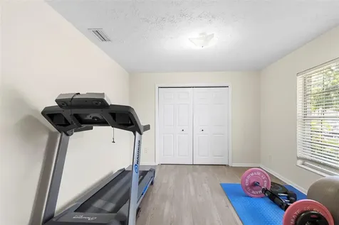 8904 W Flora Street Tampa FL 33615