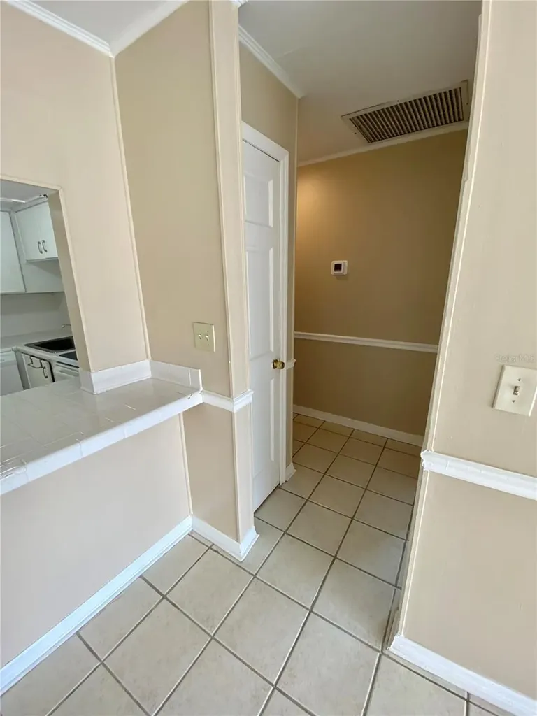 8602 Huron Court Tampa FL 33614