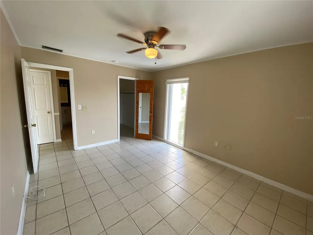 8602 Huron Court Tampa FL 33614