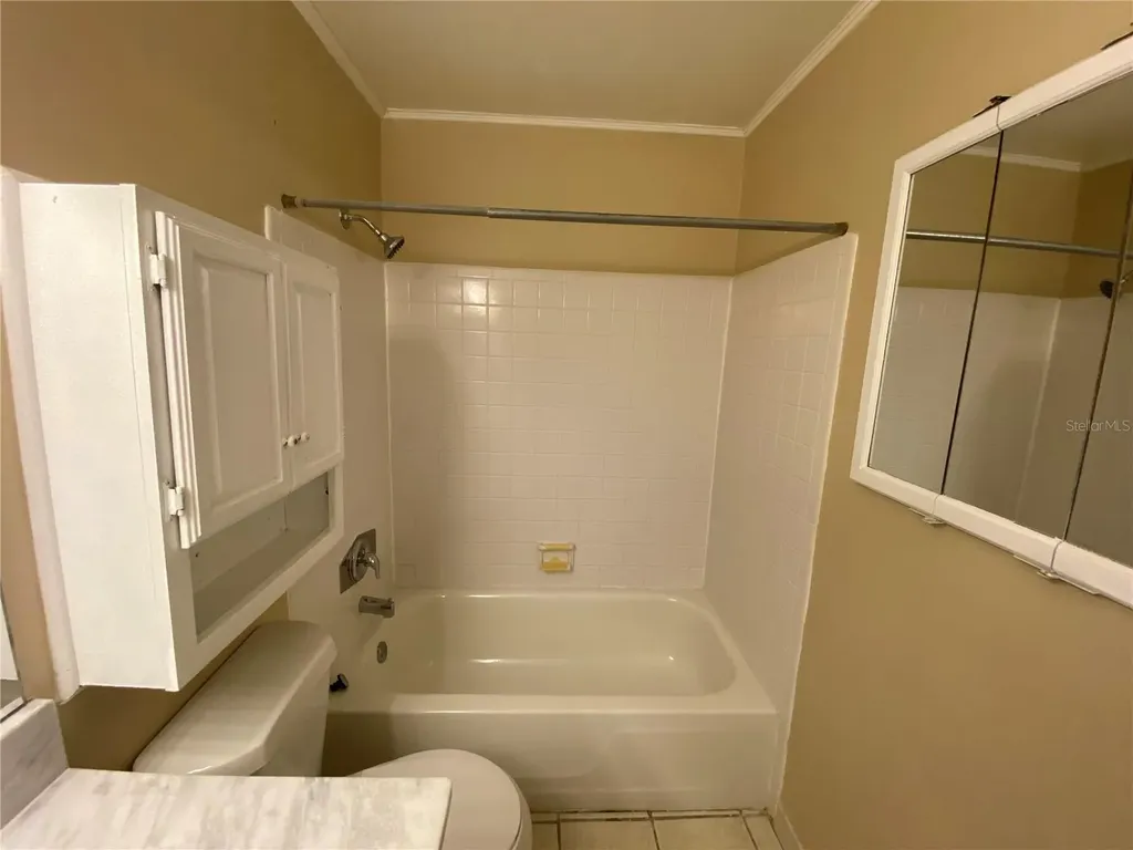 8602 Huron Court Tampa FL 33614