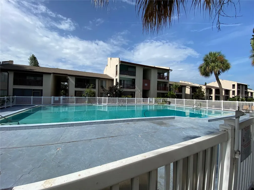 8602 Huron Court Tampa FL 33614