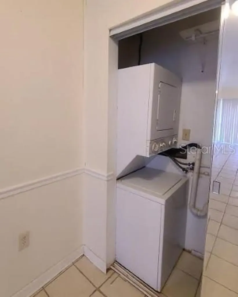 8602 Huron Court Tampa FL 33614