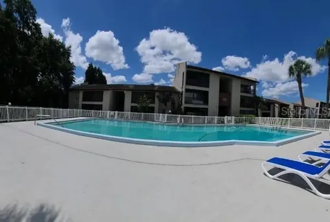8602 Huron Court Tampa FL 33614