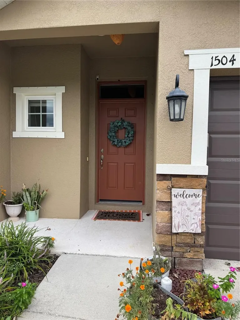 1504 Merlot Court Oldsmar FL 34677