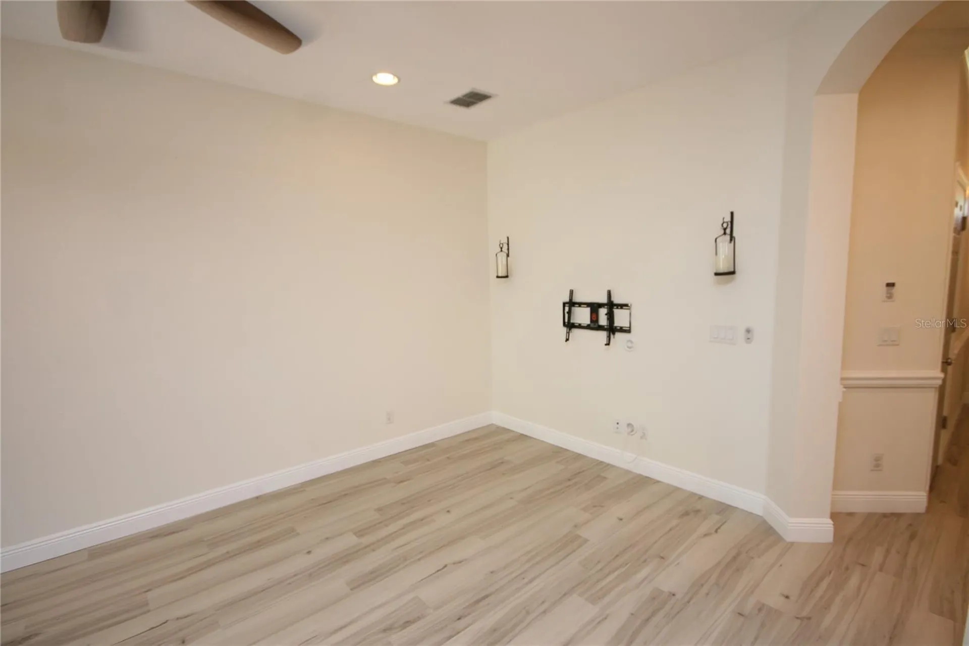 1504 Merlot Court Oldsmar FL 34677