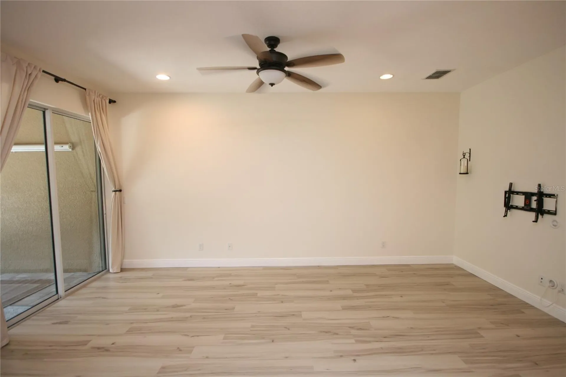 1504 Merlot Court Oldsmar FL 34677