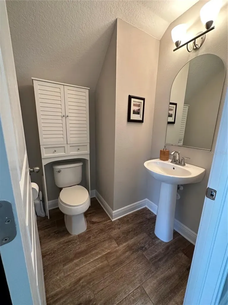 3313 W Walnut Street Tampa FL 33607