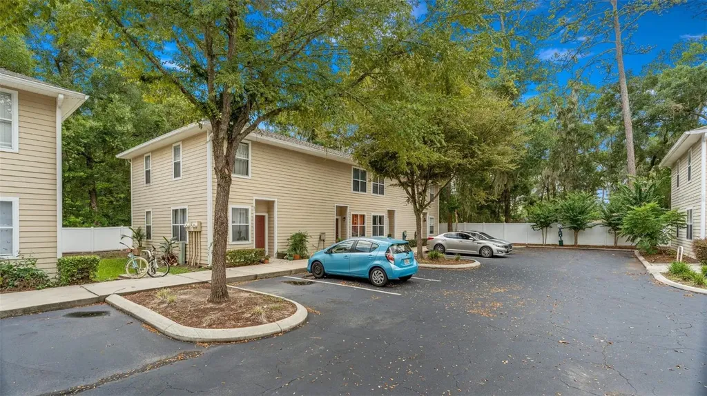 1710 NW 7th Street Gainesville FL 32609