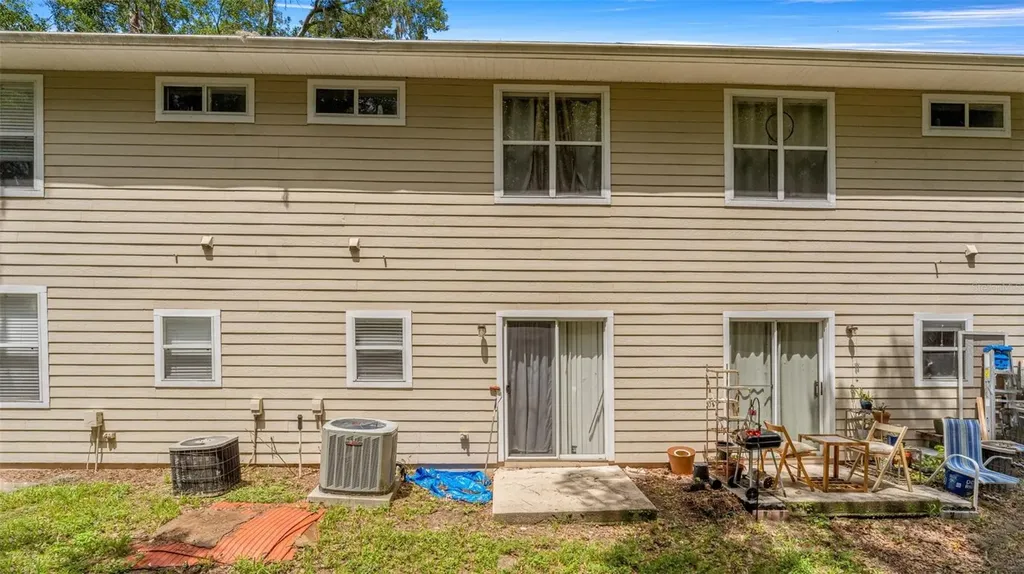 1710 NW 7th Street Gainesville FL 32609