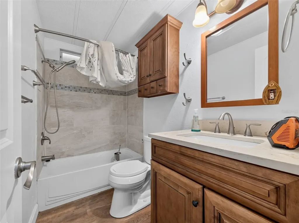 14820 County Road 48 Astatula FL 34705