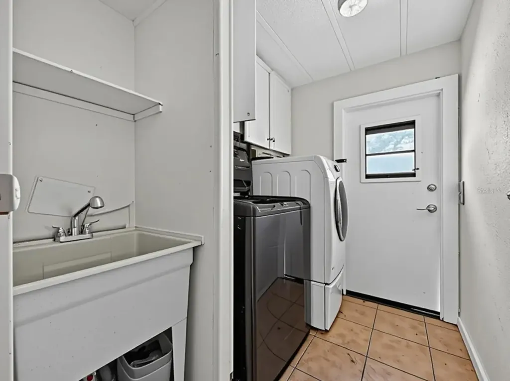 14820 County Road 48 Astatula FL 34705