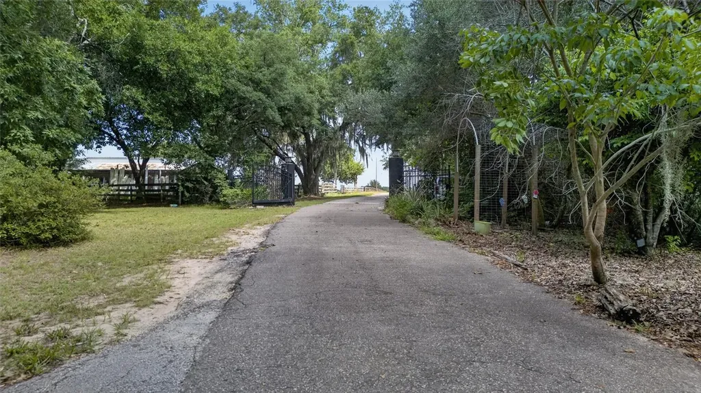 14820 County Road 48 Astatula FL 34705