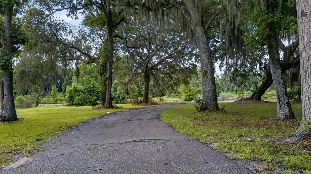 14820 County Road 48 Astatula FL 34705
