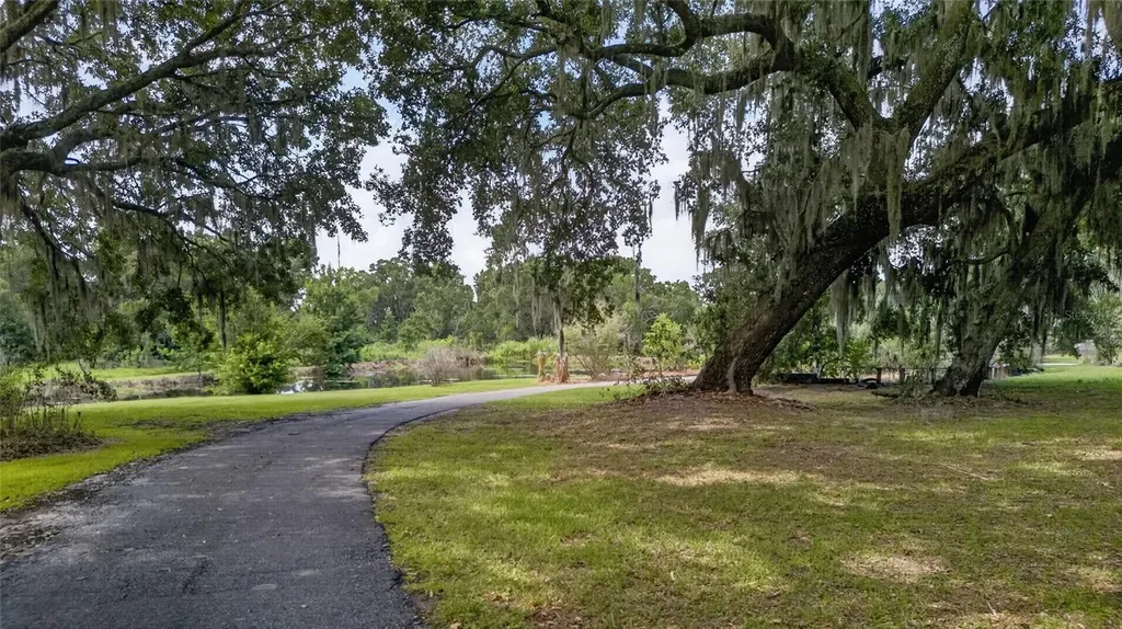 14820 County Road 48 Astatula FL 34705