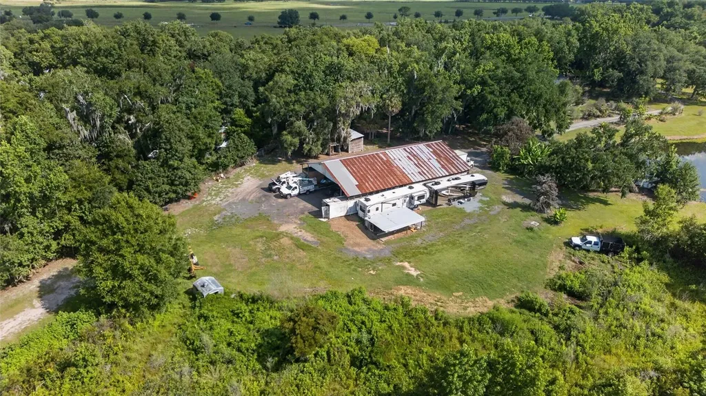 14820 County Road 48 Astatula FL 34705