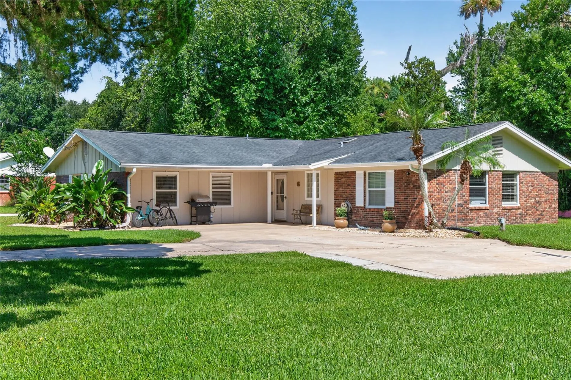 2420 Hazel Bishop Drive New Smyrna Beach FL 32168