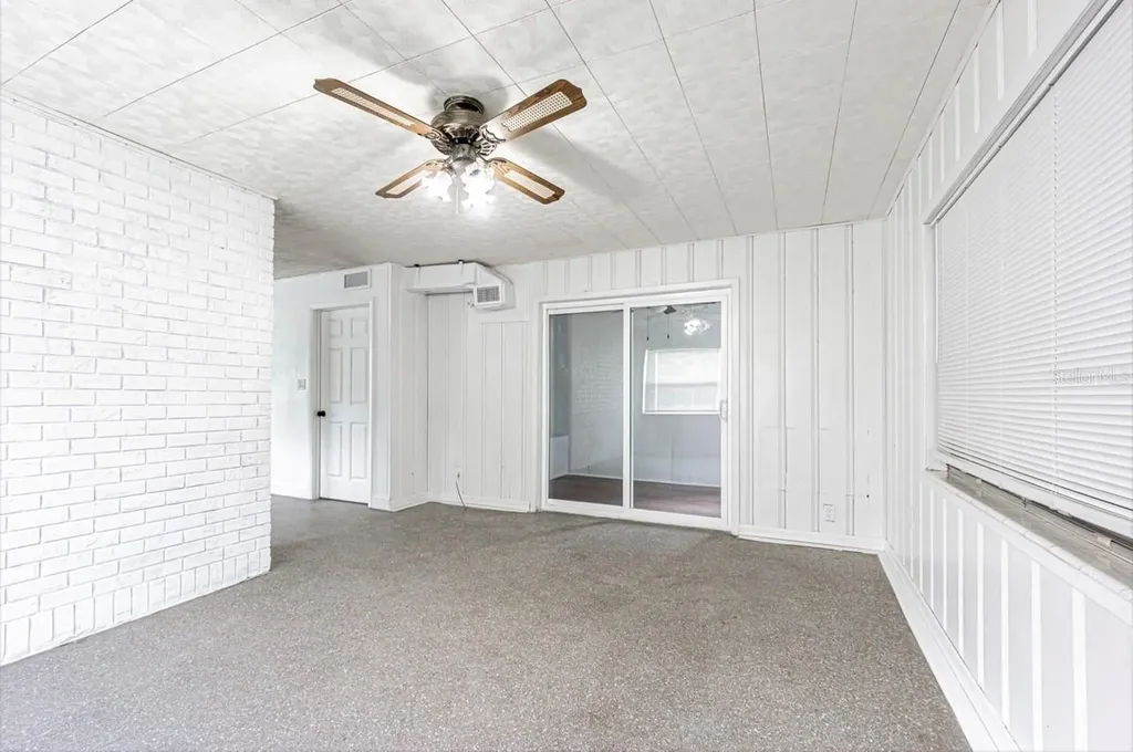 8706 Ruth Place Tampa FL 33604