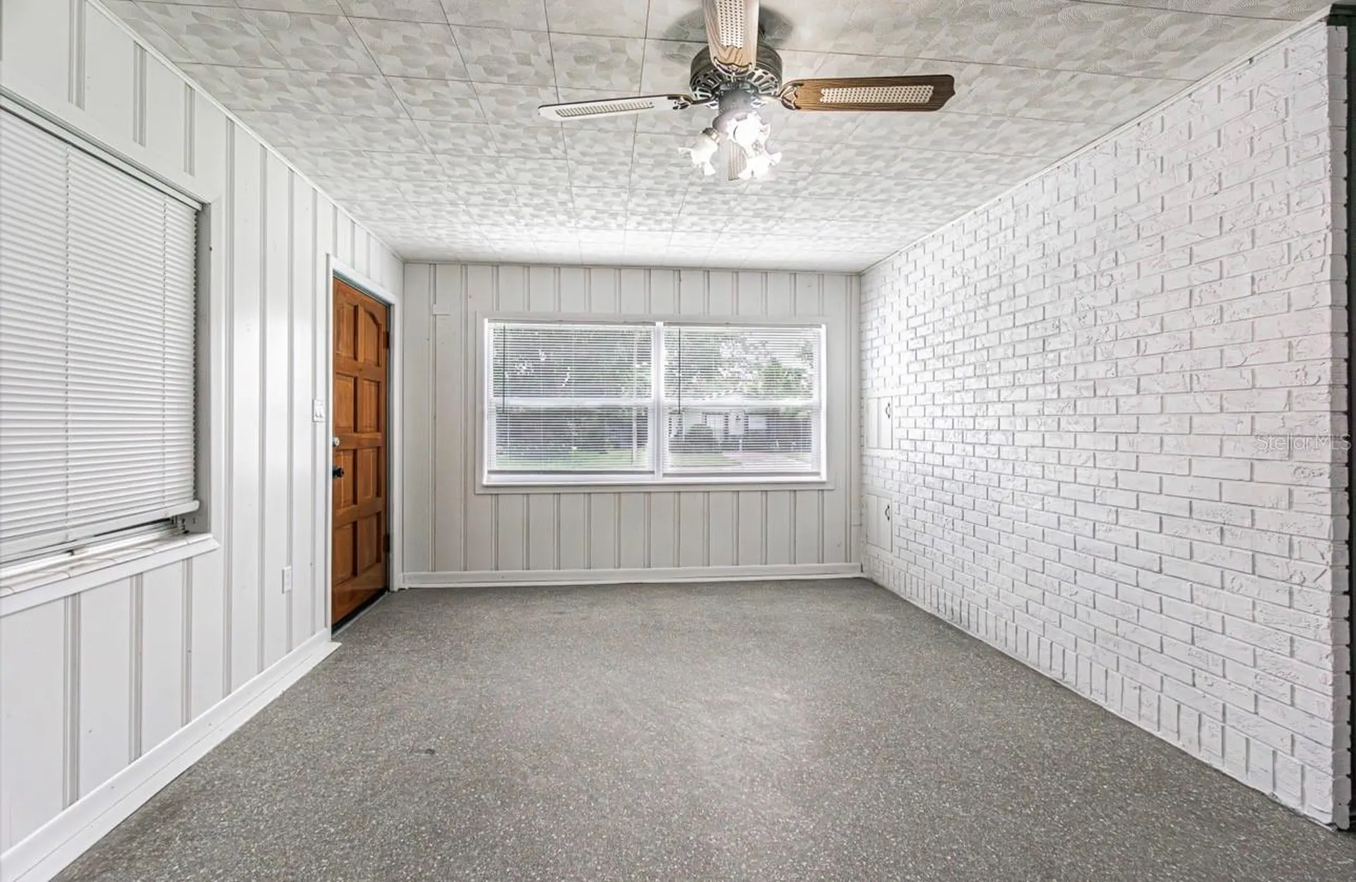 8706 Ruth Place Tampa FL 33604