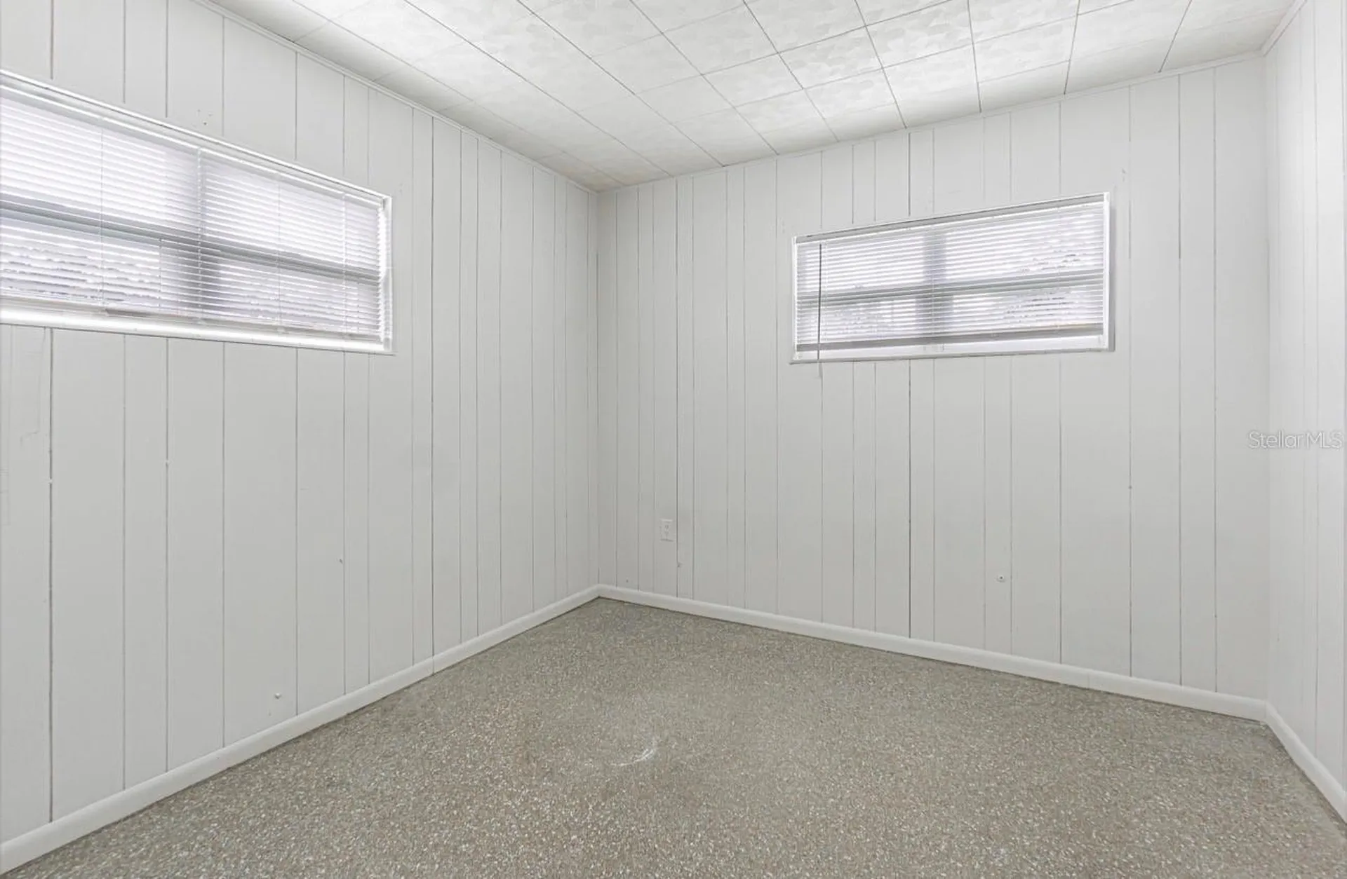 8706 Ruth Place Tampa FL 33604