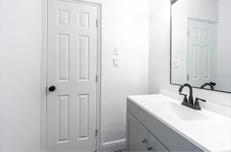 8706 Ruth Place Tampa FL 33604