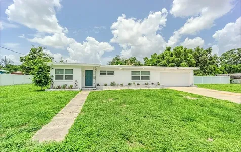 8706 Ruth Place Tampa FL 33604